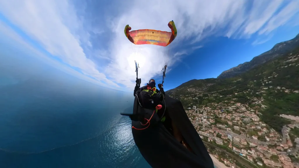 Stage SIV et perfectionnement en parapente au-dessus de l'eau à Roquebrune