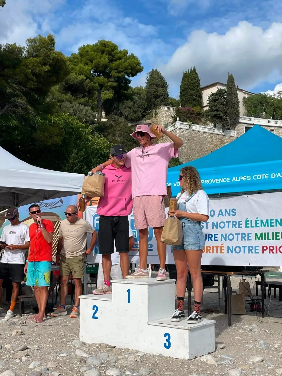 Podium de l'Acro World Qualifier mixte à Roq'Acro 2026